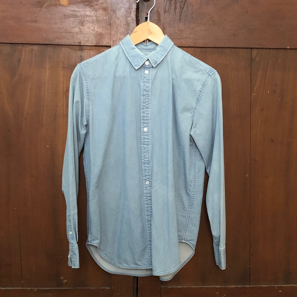 Everlane Light Blue Women's Denim Chambray Button-Down Shirt